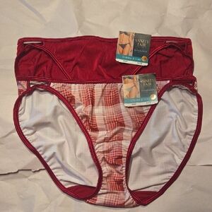 Vanity Fair Illumination String Bikini Panties Set Of 2 Size 8 XL